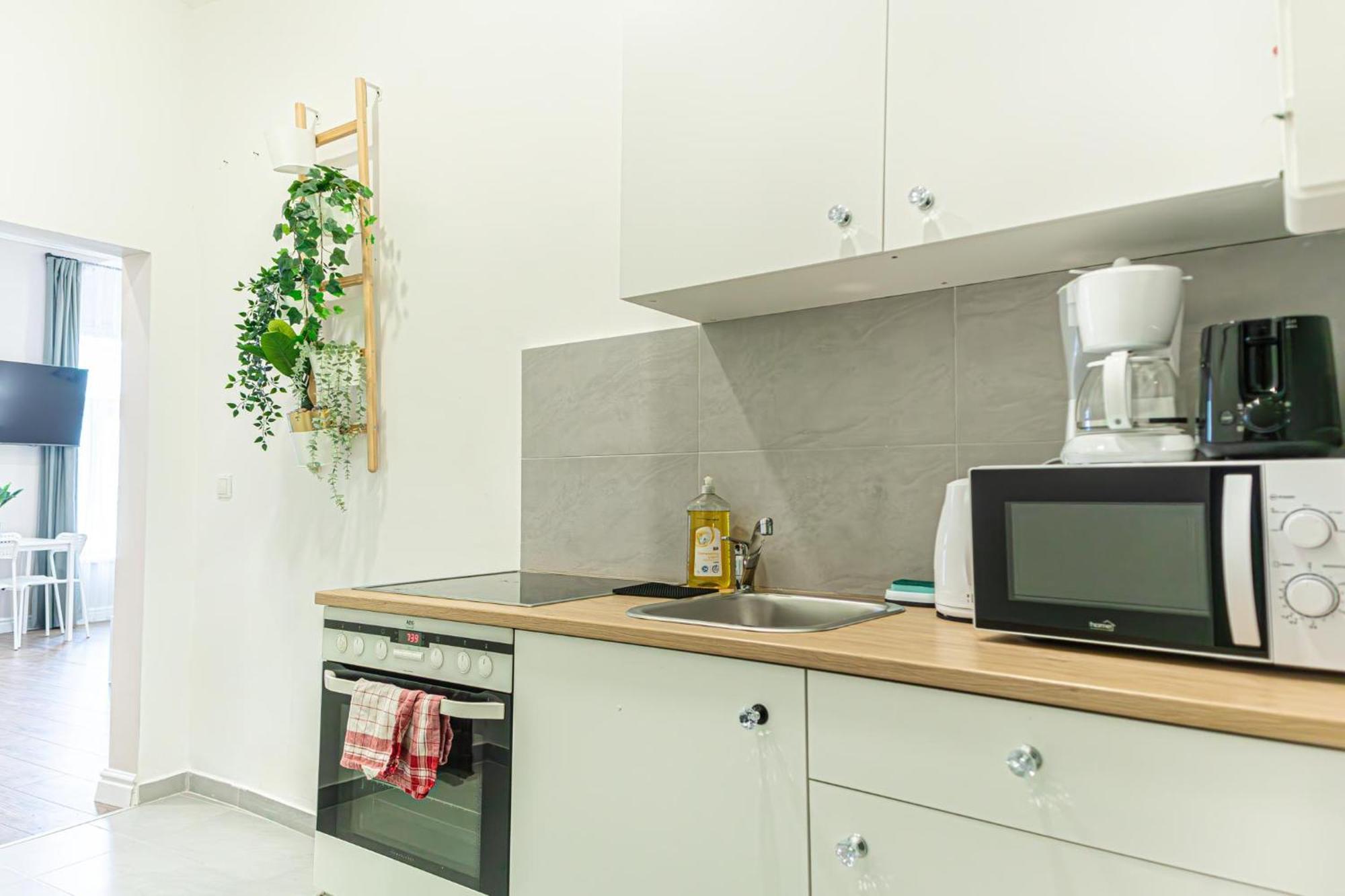 Stylish Studio Apartment Wiener Stadthalle Exterior foto